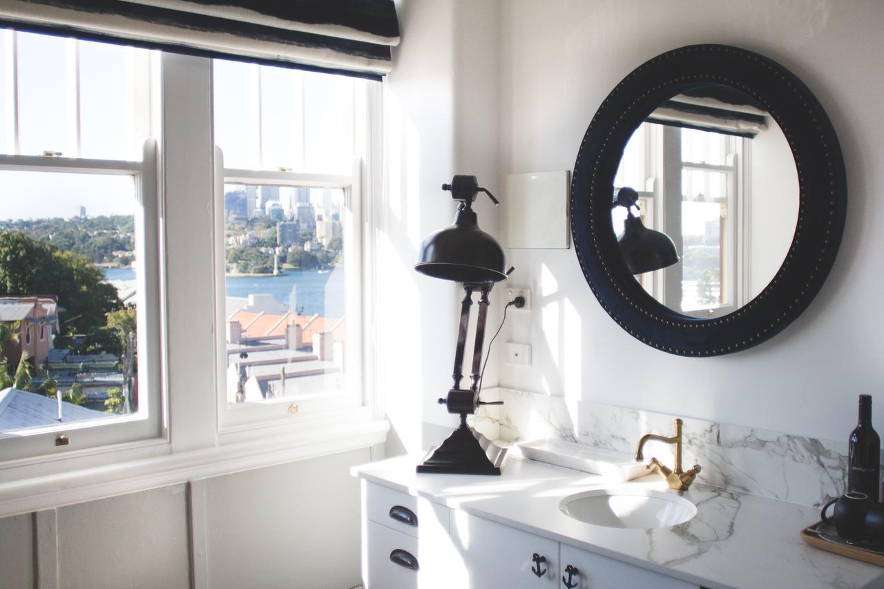 George Power One-Bedroom King Suite,647115411:JPEG